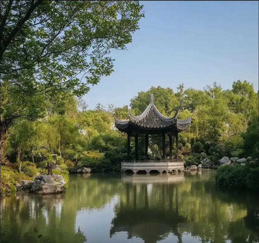 雨湖区映之建设有限公司